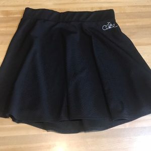 Neff x Austin Carlile: skater skirt